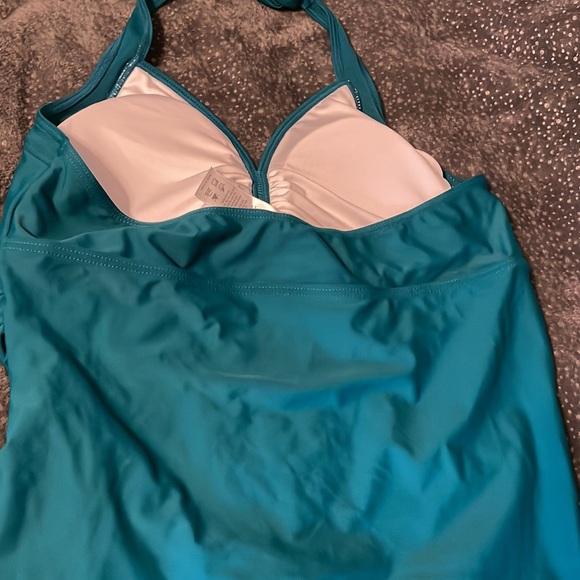 NWOT swim top size xlarge - Picture 3 of 6